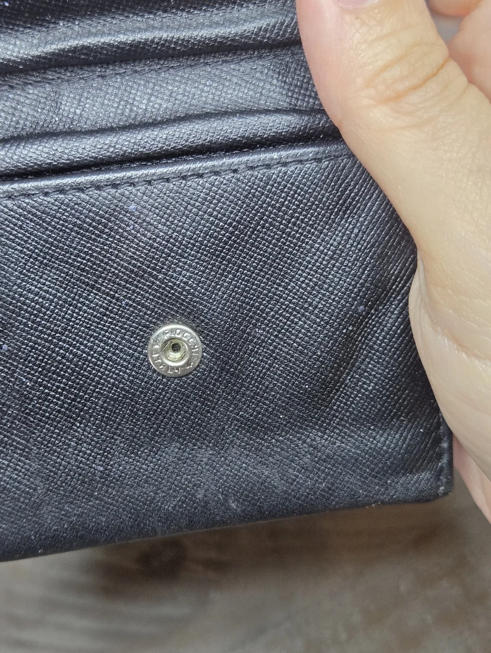 Prada Saffiano Trifold Wallet, Men's Or Women's - Picture 6 of 13